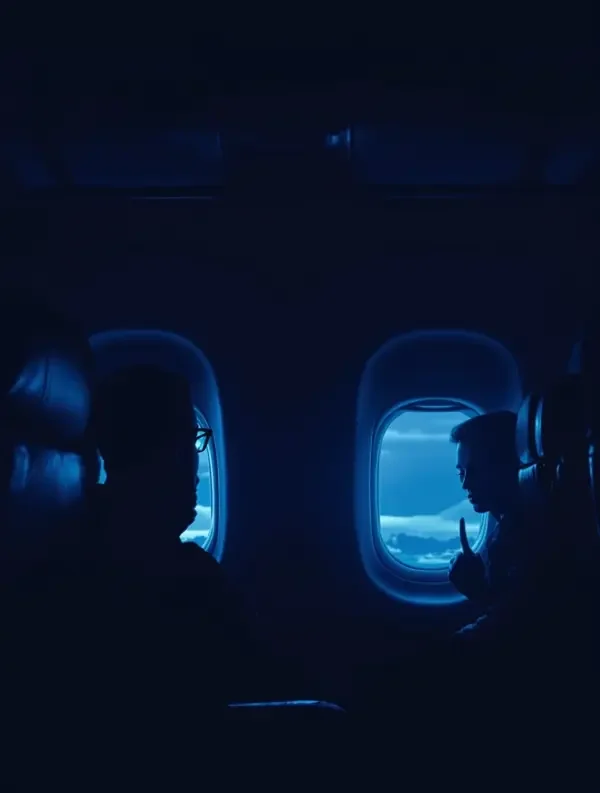 短剧《夜航西飞》封面 — 七猫短剧分类导航悬疑推理剧集